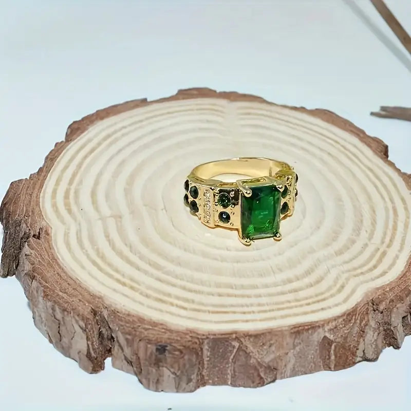 Averine Virdara Ring