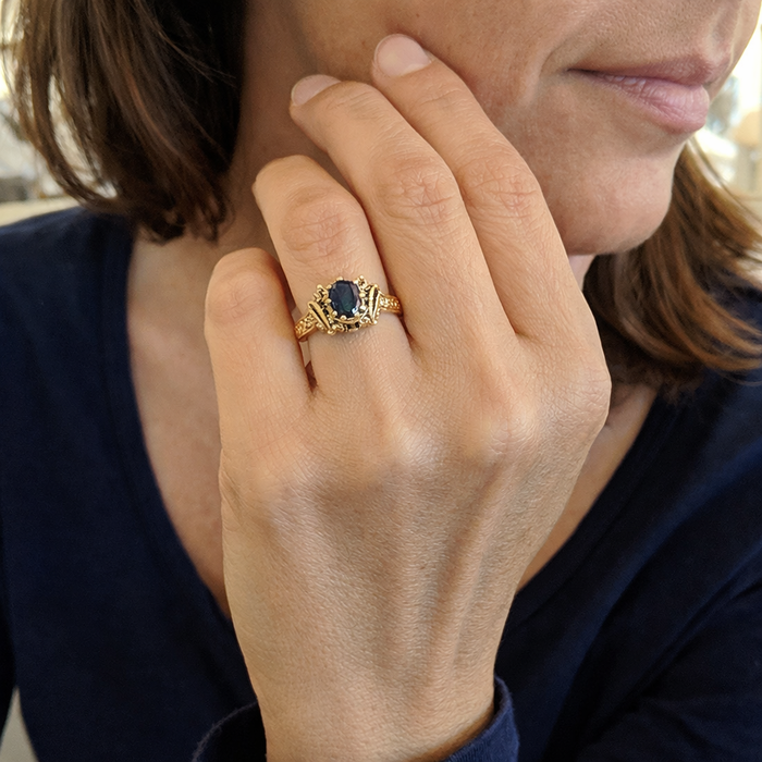 Vionne Saphirae Ring