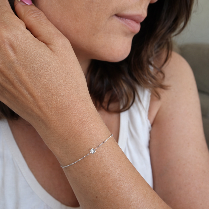 Clea Stone Bracelet
