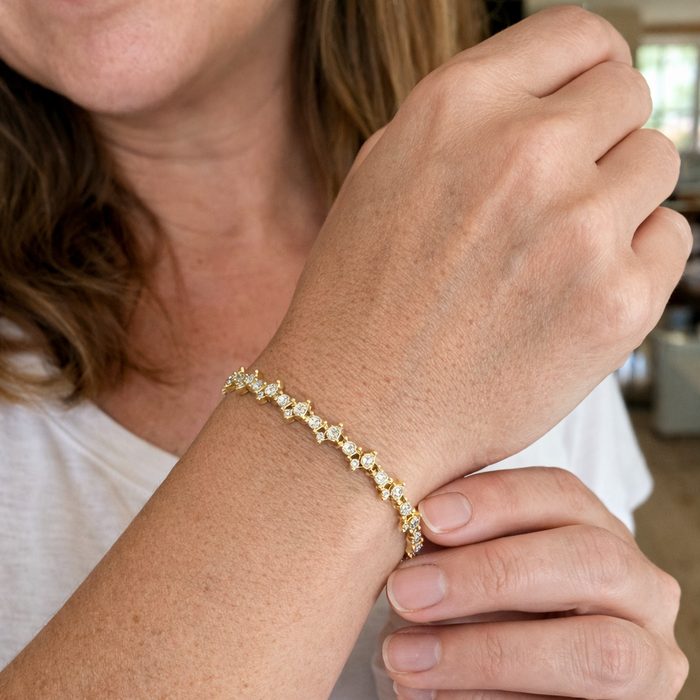 Tennis Bracelet Classic Cluster