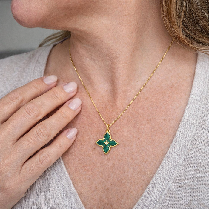 Emerald Clover Pendant Necklace