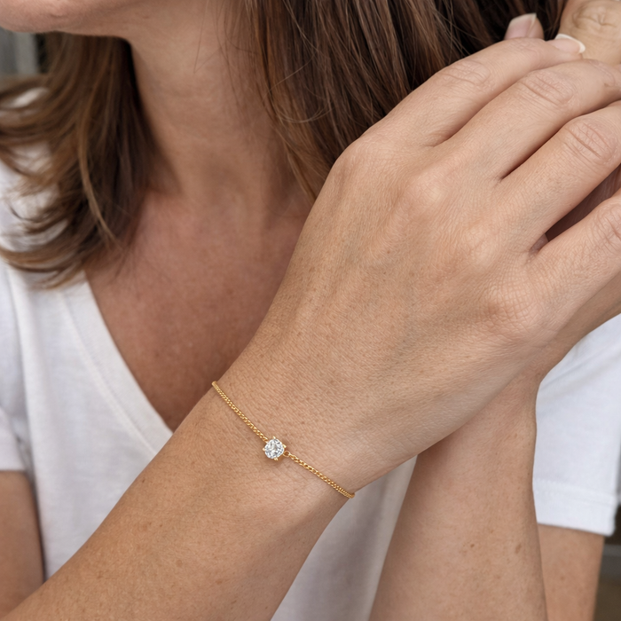 Clea Moissanite Stone Bracelet