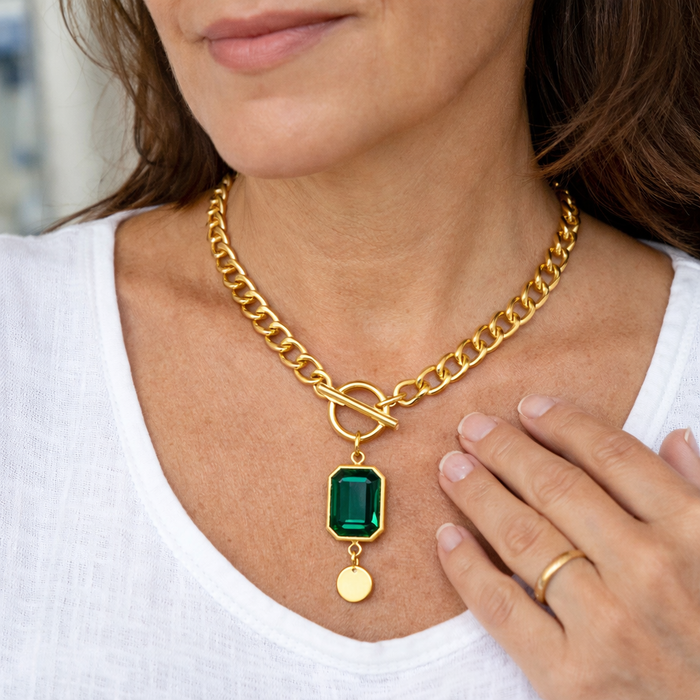 Thick Chain Emerald Pendant Necklace