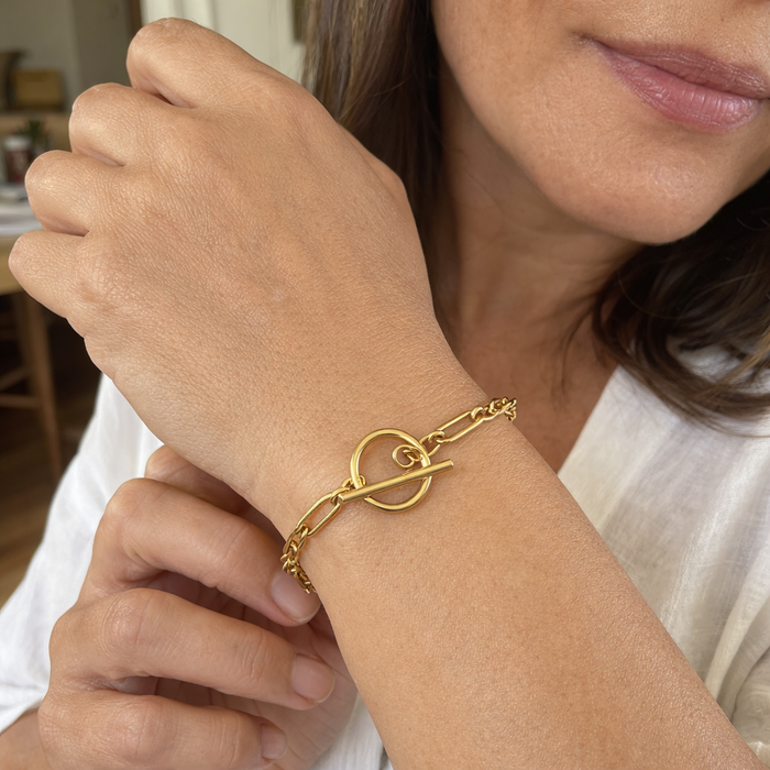 T Bar Link Bracelet