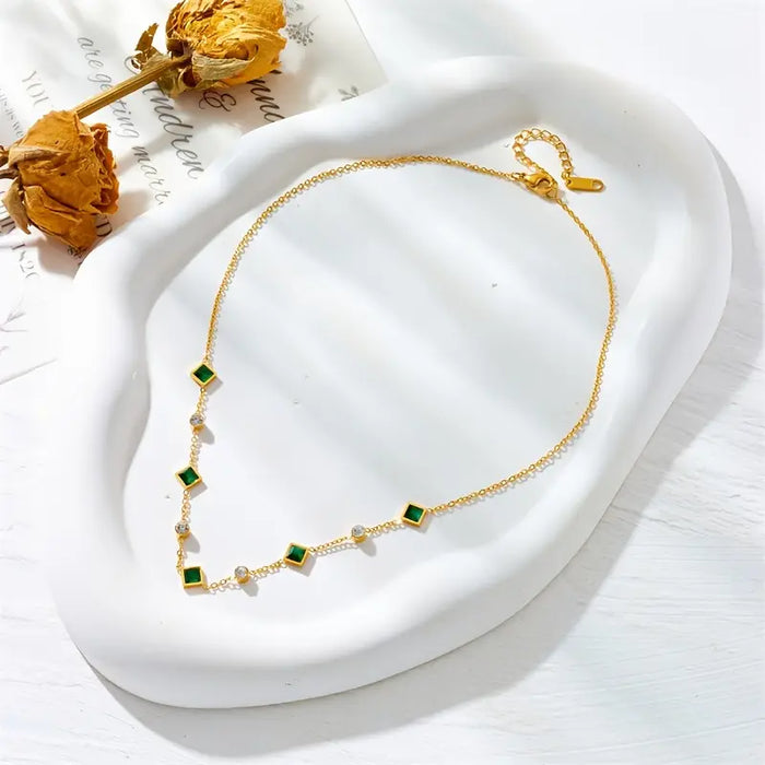 Amelisse Glenwyn Necklace