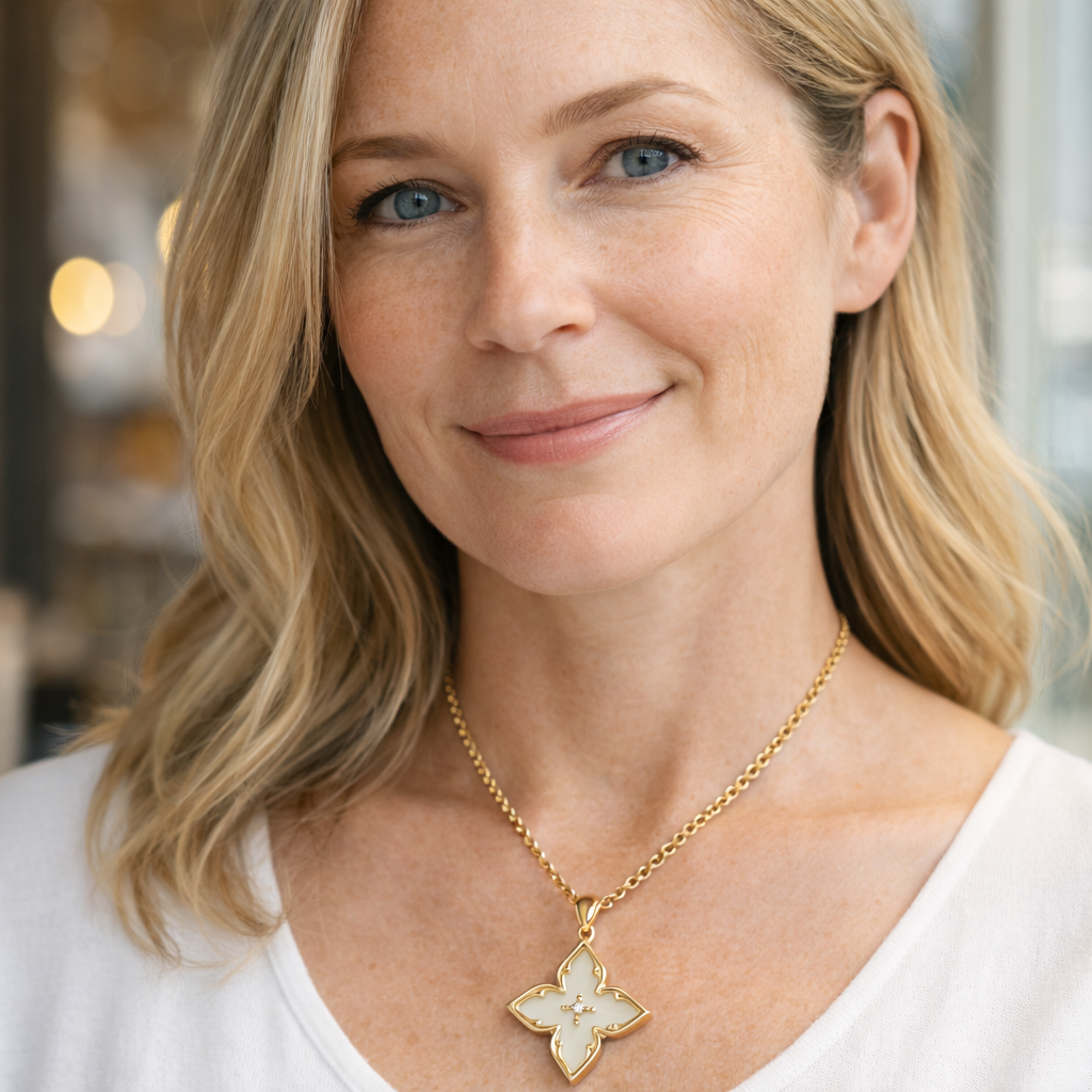 White Clover Pendant Necklace