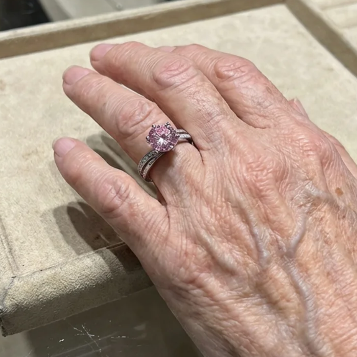 Pink Moonlight Outline Ring