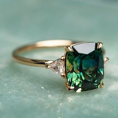 Vintage Style Green Stone Ring